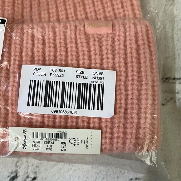 Madewell Alpaca-Blend Cuffed Beanie - Picture 4 of 6